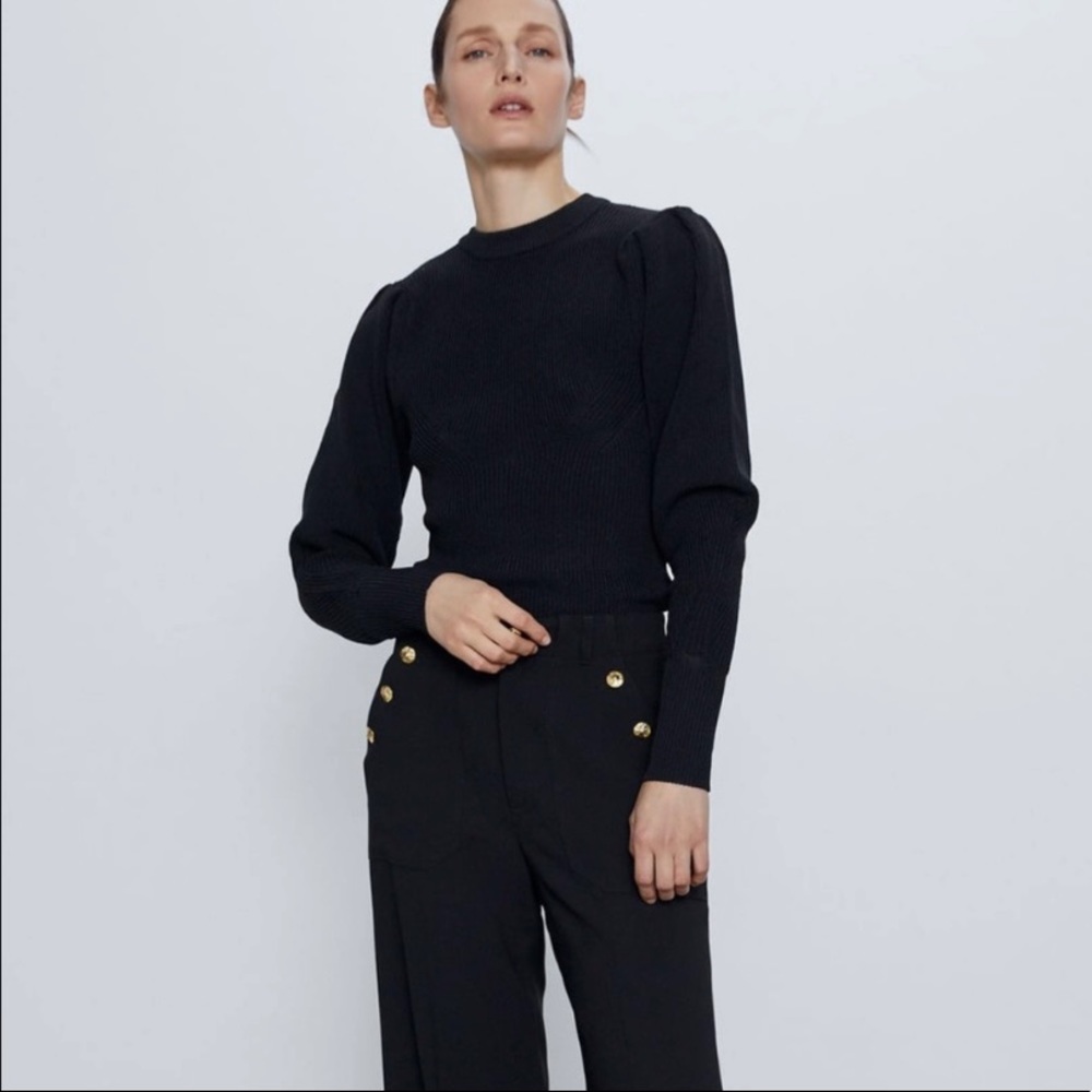 ZARA Women’s Black Ribbed Sweater With Balloon Sleeves 
Fitted - Size M